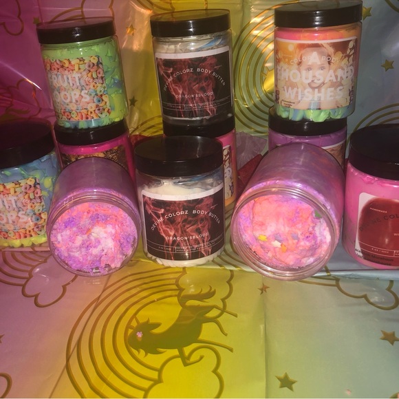 BODY BUTTER AND BODY SCRUBS - Picture 3 of 11